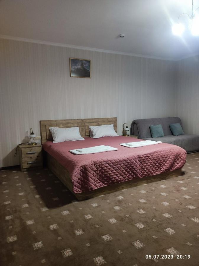 Apart-Hotel 24/7 카미야네치포딜시키 외부 사진
